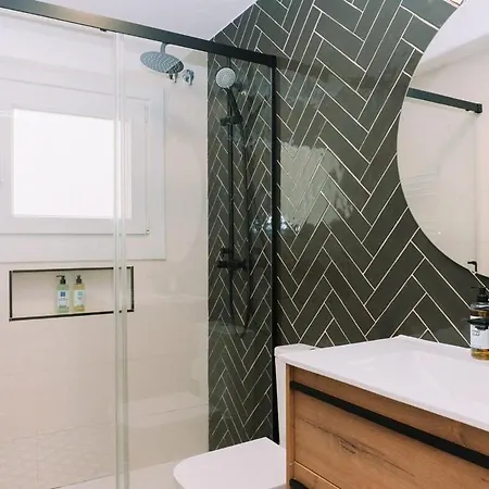 Amplio Con Luz Y Encanto By Apartment *