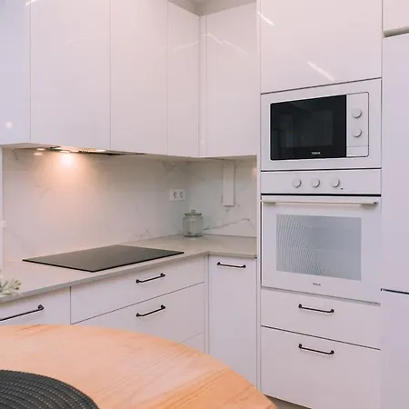 Amplio Con Luz Y Encanto By Apartment *