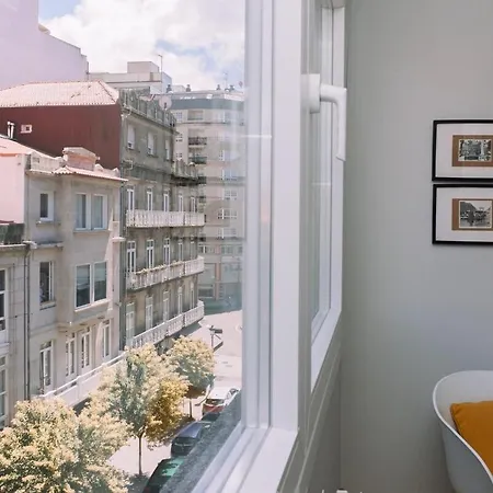 Amplio Con Luz Y Encanto By