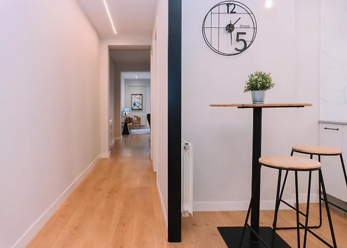 Apartmán Amplio Con Luz Y Encanto By